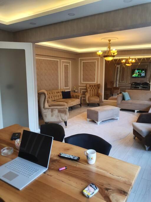 Sivas Houses Lueks Merkezde Family Suite Home 1 Exterior foto