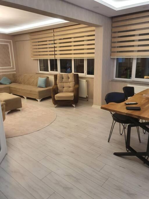 Sivas Houses Lueks Merkezde Family Suite Home 1 Exterior foto